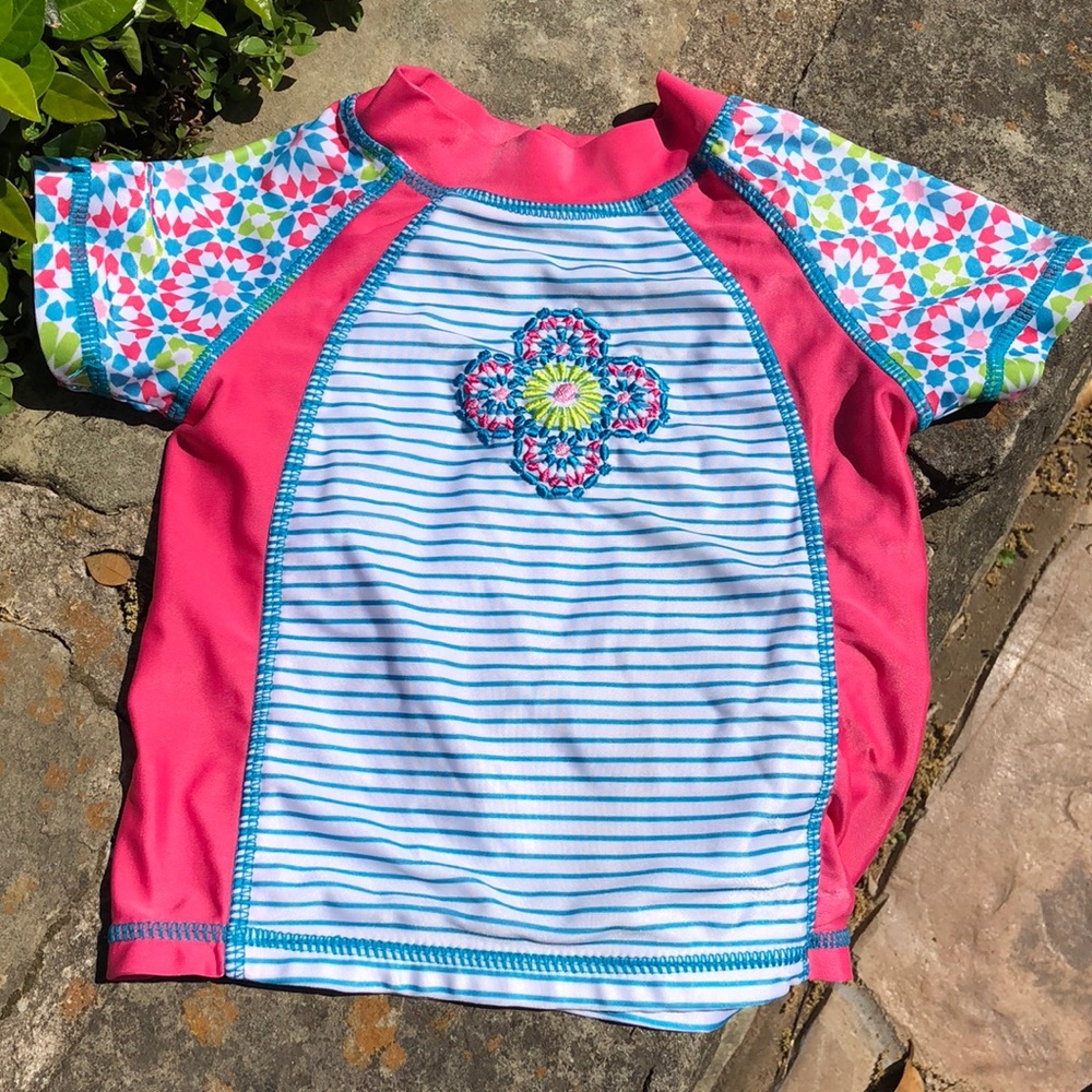 🛍 Cabana Beach Swim Top/Rashguard